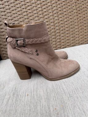 Refresh Braided Strap Suede Ankle Boots - Taupe